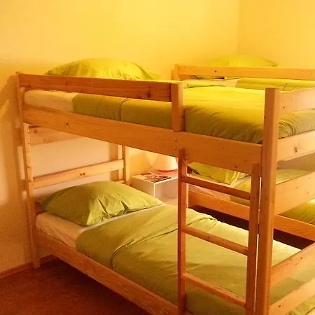 Guesthouse Gauss Πανσιόν 3*