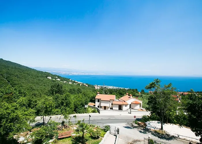 Gasthof Guesthouse Gauss 3*